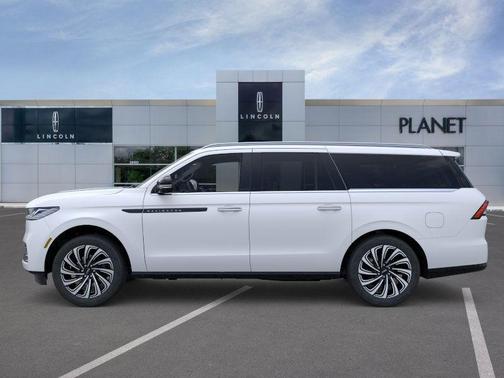 2025 Lincoln Navigator Black Label