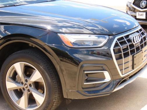 2023 Audi Q5 40 Premium Plus