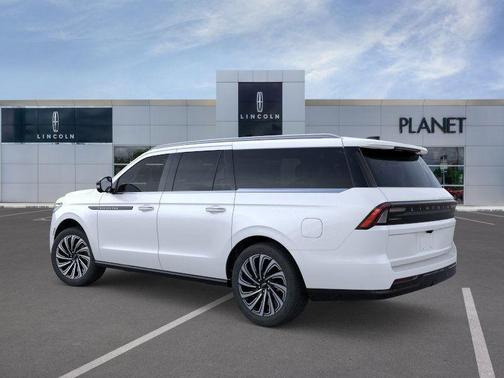 2025 Lincoln Navigator Black Label