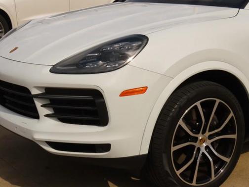 2022 Porsche Cayenne Cayenne