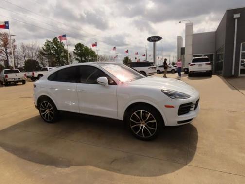 2022 Porsche Cayenne Cayenne