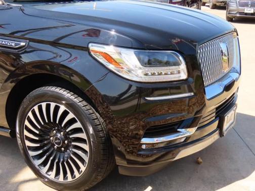 2021 Lincoln Navigator Black Label