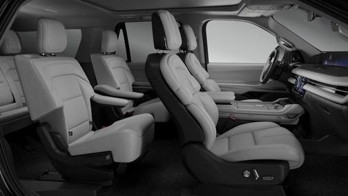 Infinite Black Metallic Clearcoat 2026 Lincoln Navigator Reserve