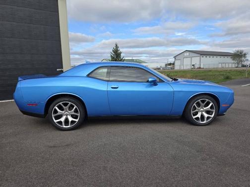 B5 Blue Pearl Coat 2015 Dodge Challenger SXT Plus