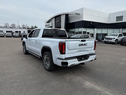 Glacier White Tricoat 2026 GMC Sierra 1500 Denali Ultimate
