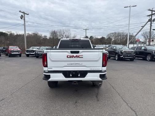 2022 GMC Sierra 2500 Denali