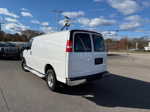 2024 GMC Savana 2500 Work Van