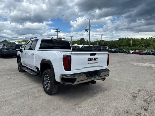 Summit White 2026 GMC Sierra 2500 SLT