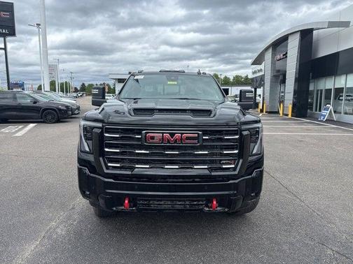 2025 GMC Sierra 2500 AT4