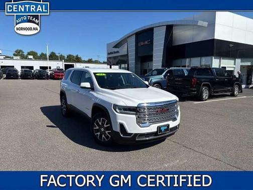 Summit White 2023 GMC Acadia SLE