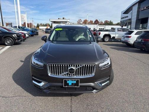 2023 Volvo XC90 B6 Plus 6-Seater