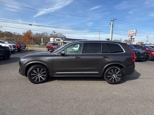 2023 Volvo XC90 B6 Plus 6-Seater