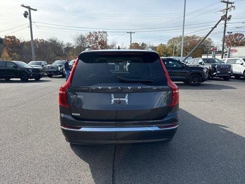 2023 Volvo XC90 B6 Plus 6-Seater