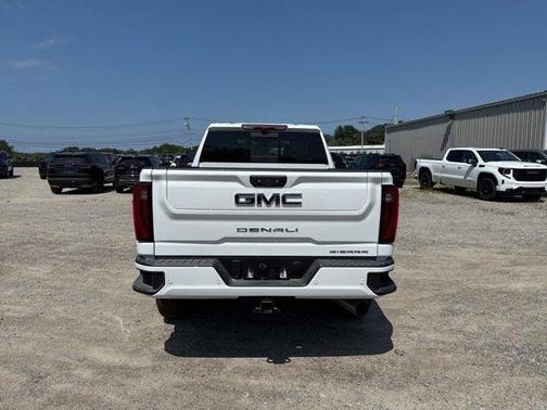 2025 GMC Sierra 2500 Denali Ultimate