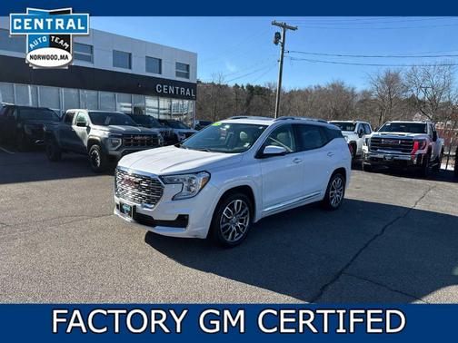 2023 GMC Terrain Denali