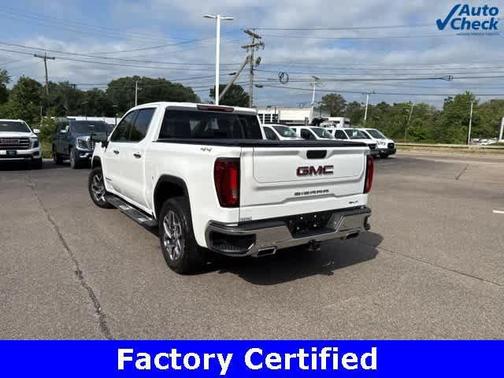 Summit White 2022 GMC Sierra 1500 SLT