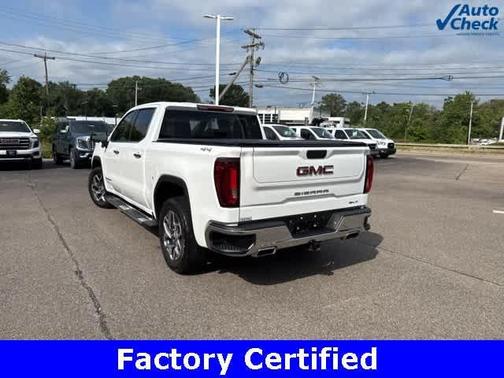 2022 GMC Sierra 1500 SLT