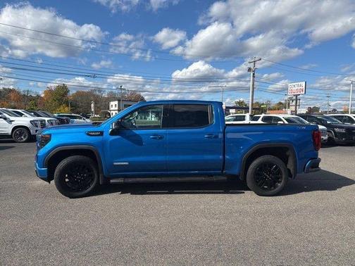 2022 GMC Sierra 1500 Elevation