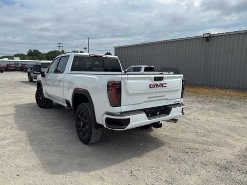 2025 GMC Sierra 2500 AT4
