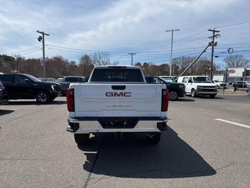 2025 GMC Sierra 2500 SLT