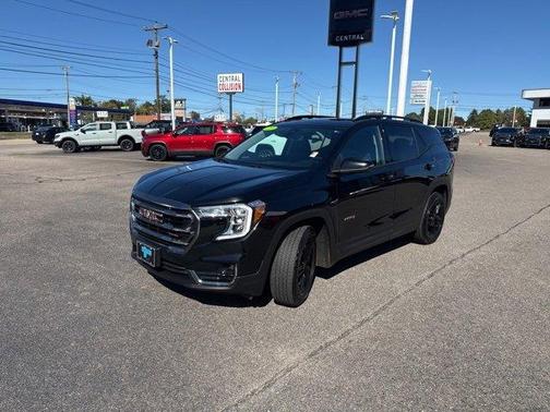 2022 GMC Terrain AT4