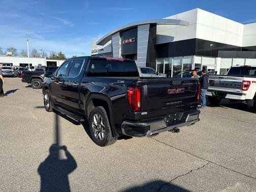 Titanium Rush Metallic 2022 GMC Sierra 1500 SLT