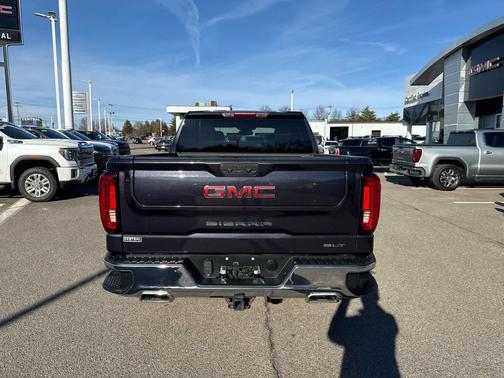 Titanium Rush Metallic 2022 GMC Sierra 1500 SLT