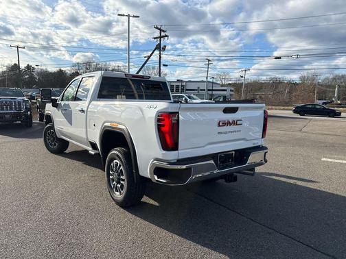 Summit White 2026 GMC Sierra 2500 SLT