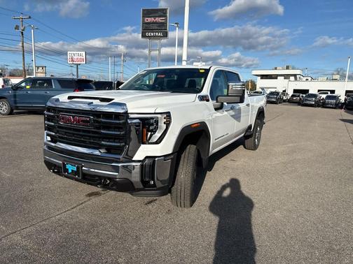 Summit White 2026 GMC Sierra 2500 SLT
