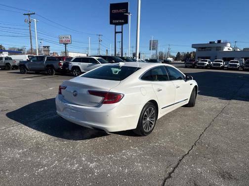 2018 Buick LaCrosse Essence