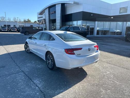 2018 Buick LaCrosse Essence