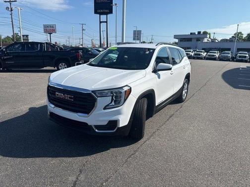 2022 GMC Terrain SLE