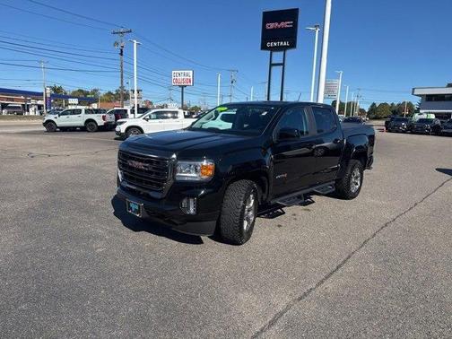 2022 GMC Canyon AT4 w/Leather