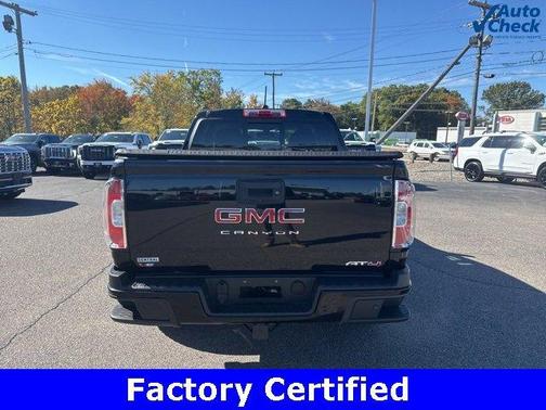 2022 GMC Canyon AT4 w/Leather