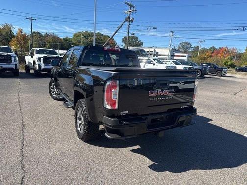 2022 GMC Canyon AT4 w/Leather