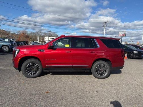 2026 GMC Yukon Elevation