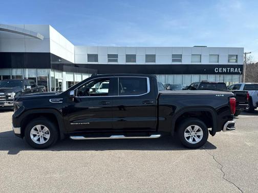 2022 GMC Sierra 1500 SLE