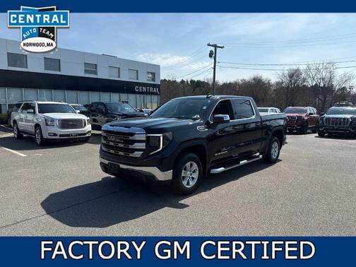 Onyx Black 2022 GMC Sierra 1500 SLE