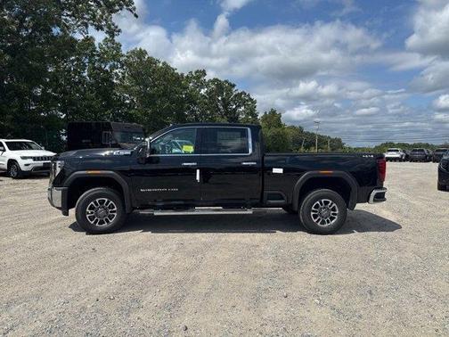 2026 GMC Sierra 2500 SLT