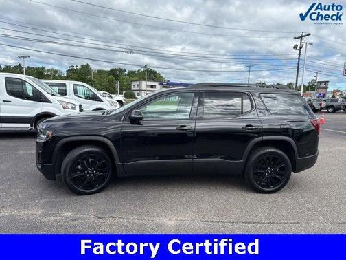 2023 GMC Acadia SLT