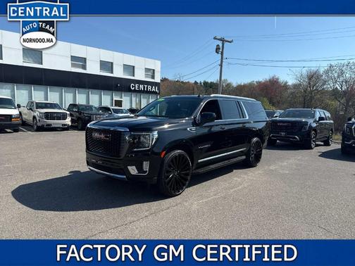 Black 2023 GMC Yukon XL SLT