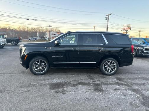 Onyx Black 2026 GMC Yukon Elevation