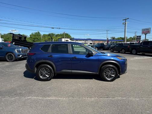 Caspian Blue Metallic 2023 Nissan Rogue S