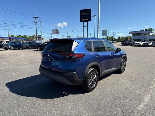 Caspian Blue Metallic 2023 Nissan Rogue S