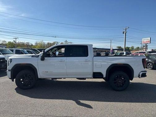 2025 GMC Sierra 2500 AT4