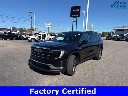 2025 GMC Acadia Elevation