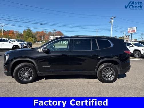 2025 GMC Acadia Elevation