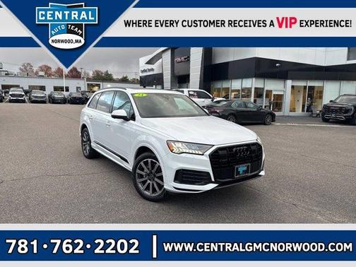 2024 Audi Q7 45 Premium Plus