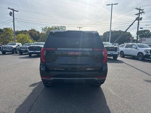 2026 GMC Yukon AT4