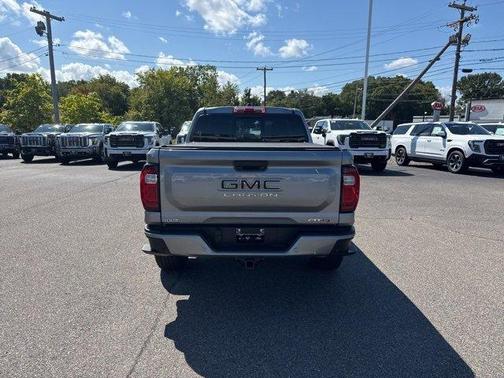 2023 GMC Canyon AT4